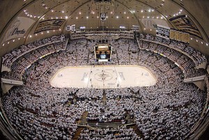 mellon_arena060209vs_det640